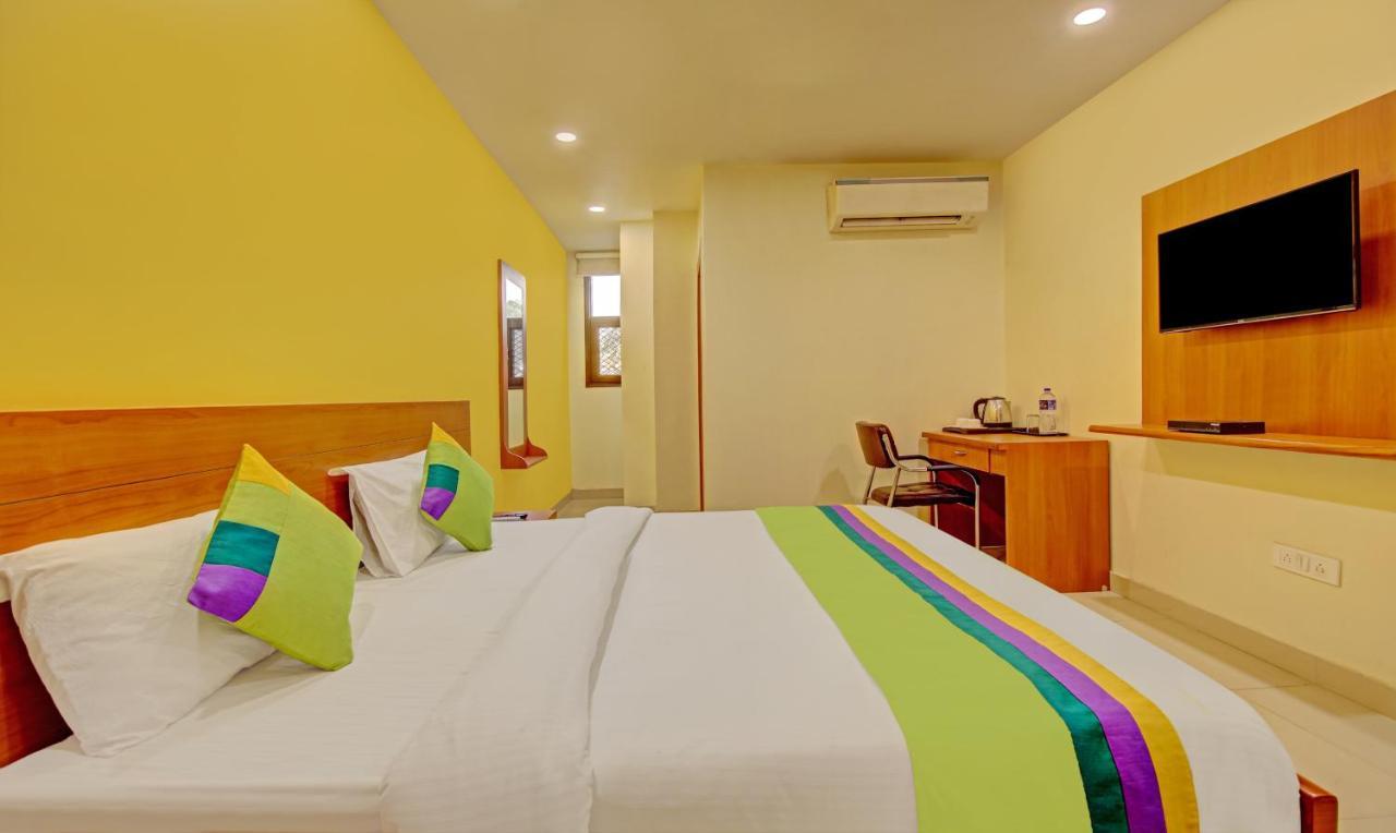 Готель Treebo Tms Residency Нью-Делі Екстер'єр фото
