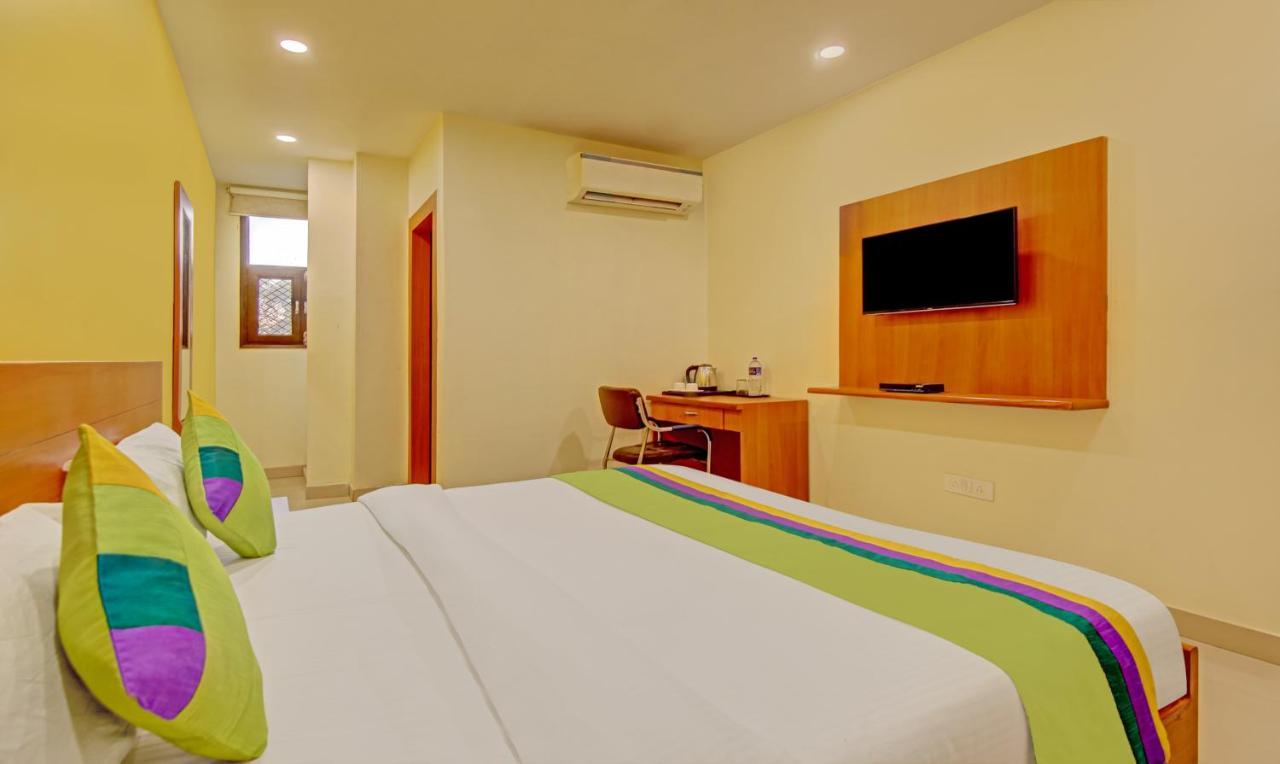 Готель Treebo Tms Residency Нью-Делі Екстер'єр фото
