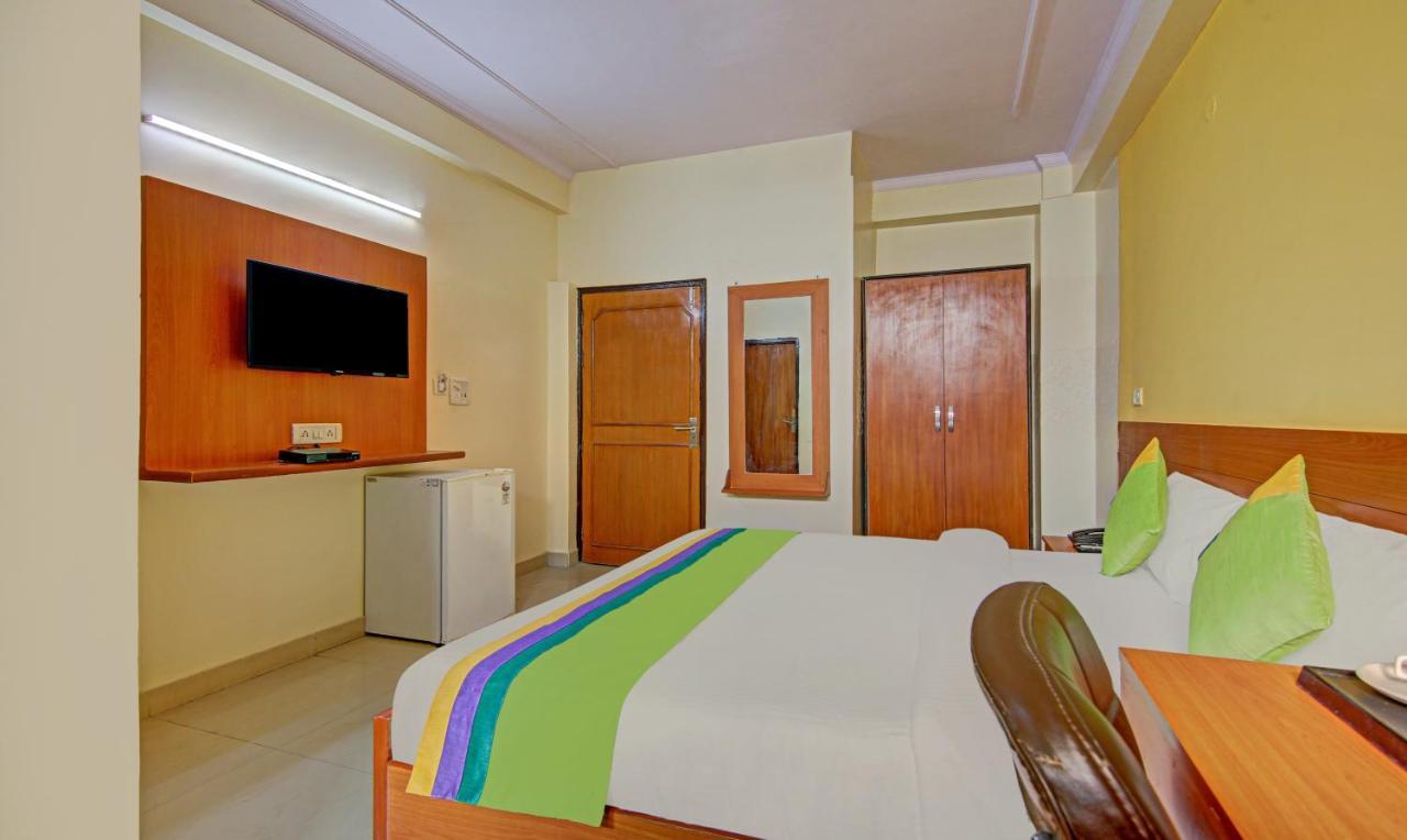 Готель Treebo Tms Residency Нью-Делі Екстер'єр фото